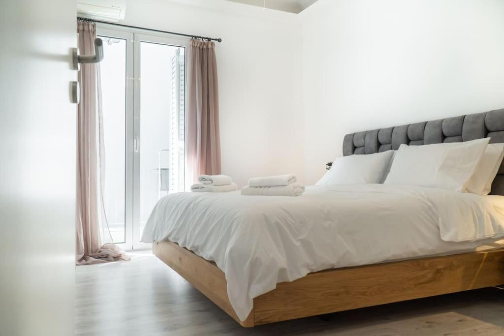 Syntagma Square, 60Sqm Platinum Suite Ateny Zewnętrze zdjęcie