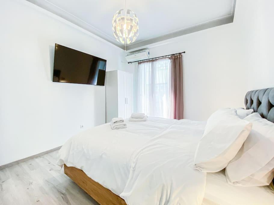 Syntagma Square, 60Sqm Platinum Suite Ateny Zewnętrze zdjęcie