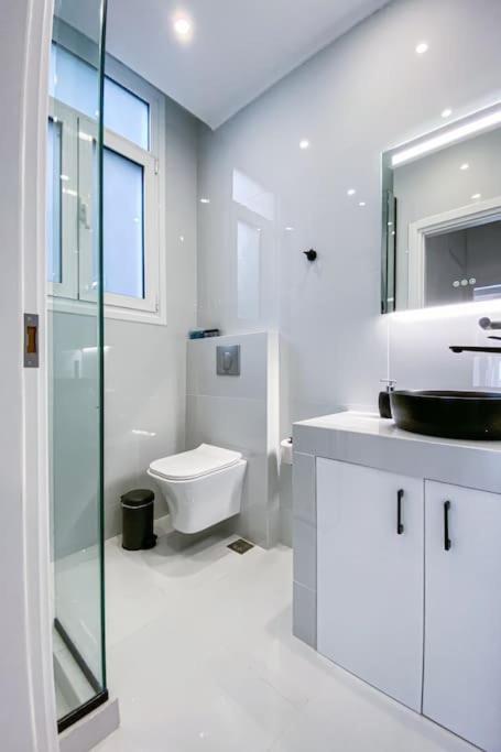 Syntagma Square, 60Sqm Platinum Suite Ateny Zewnętrze zdjęcie