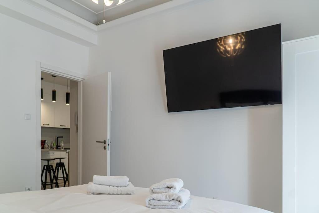 Syntagma Square, 60Sqm Platinum Suite Ateny Zewnętrze zdjęcie