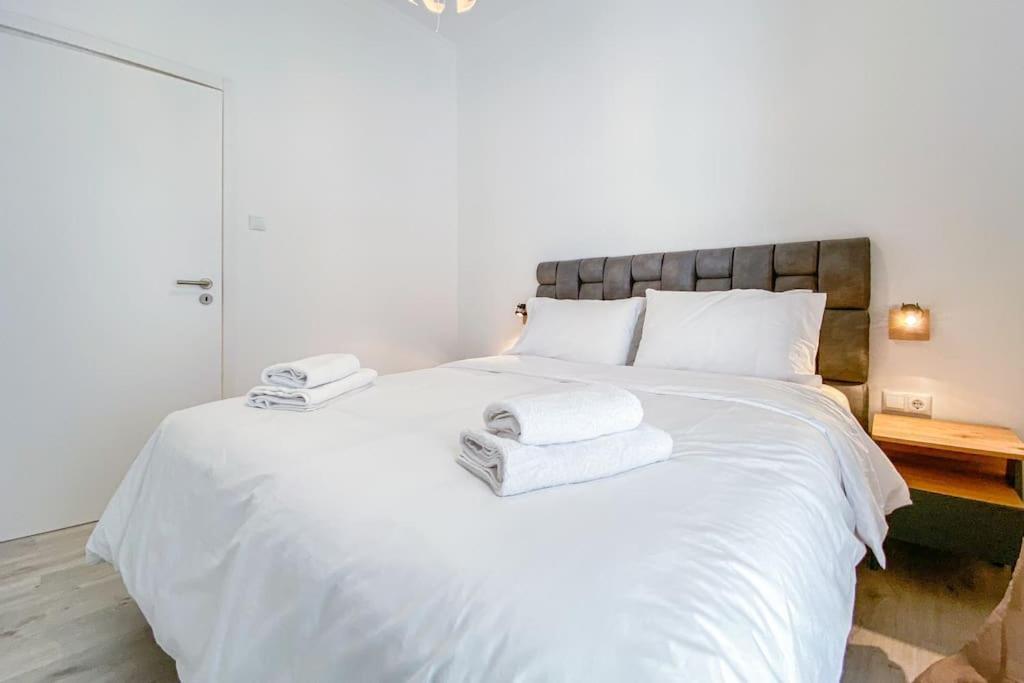 Syntagma Square, 60Sqm Platinum Suite Ateny Zewnętrze zdjęcie